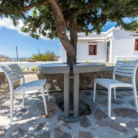 Madalena'S Summer House Adamantas  Exterior photo